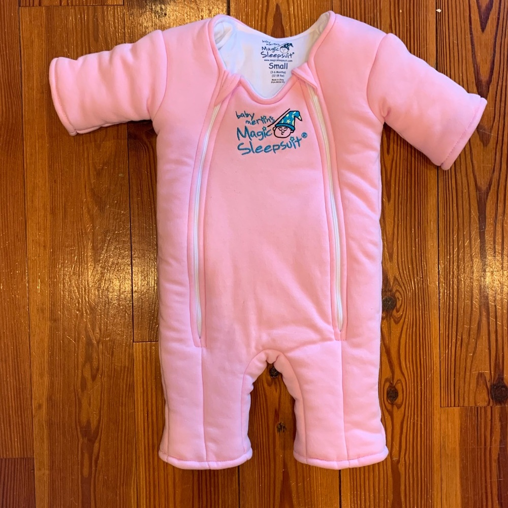 NWOT Merlin Magic Sleep Suit - Size Small